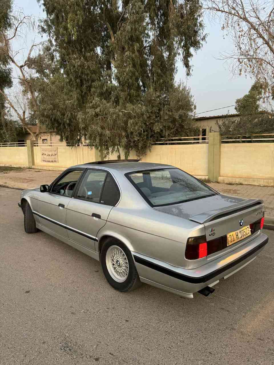 سلام عليكم
للبيع بي ام موديل ١٩٩٢ ٥٢٥ محرك وكير كبس كير اوتوماتيك سياره نضيفه داخلها قماش تايرات جدد كهربائيات كله شغال السعر 70وبي مجال بسيط للاستفسار التواصل عله الرقم ***********
