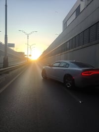 تشارجر SXT • ٢٠١٧ • ١٠٤٠٠٠ كم