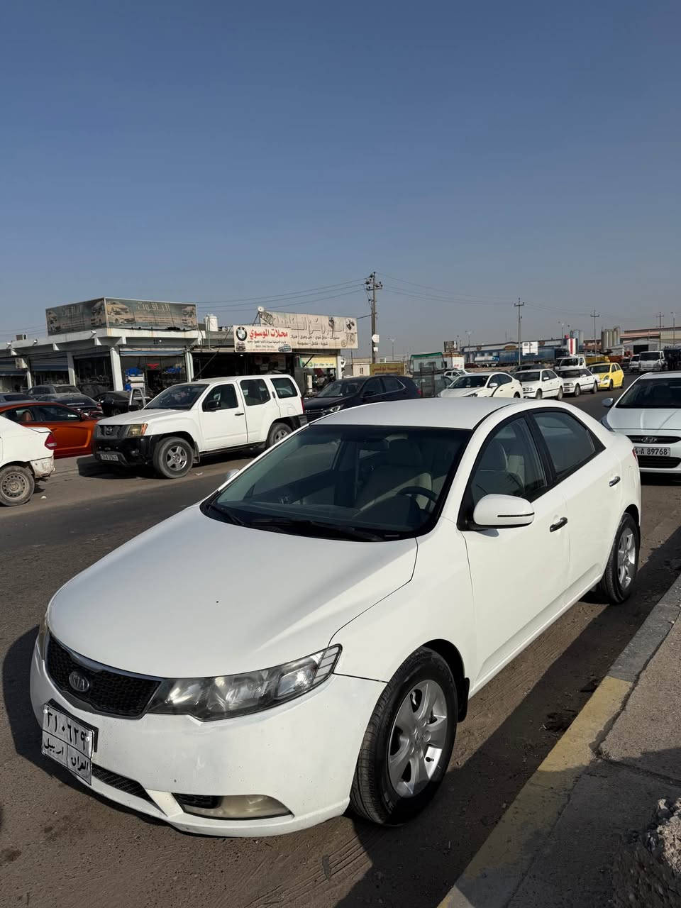 كيا سيراتو 2013 السياره جديده وجاهزه كفاله من الصبغ والضربه عده البارد قليل السياره دوس نكيل حساس خلفي شفتات ستيرن نص فول باسم شركه رصينه جاهزه للوكاله والتحويل السعر ٩٣ بي مجال قليل لشراي مكاني بصره ابو الخصيب ميهجران رقمي *********** البصرة, العراق
