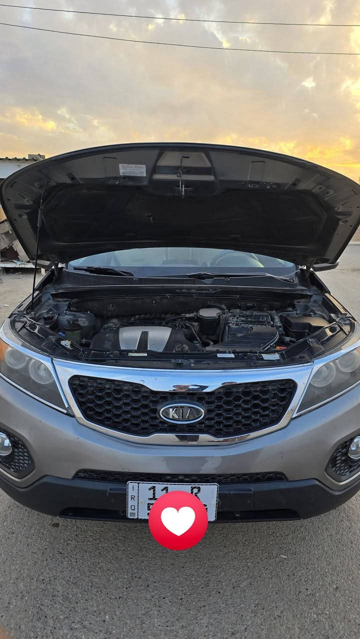 السلام عليكم سورنتو 2011 للبيع
امريكيV6 
7راكب
رقم بغداد انكليزي 
سنويه لغايه 2030
المكان سيارة بغداد تقاطع النهروان
السعر 140 
للستفسار اتصال 
***********  بي واتساب
