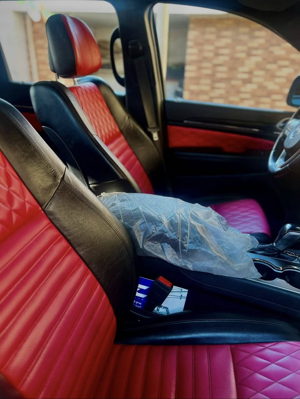 يالله تحيه طيبه السلام عليكم ورحمة الله
جيب S 2020  (وكالة ليث العبيدي ) 👑 

سياره جديد جدآ  لون مميز ♥️

عداد (73  الف كيلو متر )

مواصفات ال S فول الفول كلشي بيهة 

سقف بنوراما 

رادار جانبي نقطة عمياء

ماوس دفع رباعي + تحكم وضعيات القيادة

كشنات جلد اسود واحمر بلاد

كشنات حضن  تدفئة 

ميموري مقاعد خزن

الكشنات الأمامية كهرباء  

كشنات خلفية تدفئة

ويل قياس 20 

ستيرن كهربائي

تدفئة ستيرن 

شاشه 8.4 انج

نظام الملاحة (GPS) 

مصابيح امامية زنون

المصابيح الأمامية مع LED لايت 

كشافات الضباب زنون 

تشغيل عن بعد .

صندوق كهربائي

 حساسات أمامية

 حساسات خلفية

كاميرا خلفية

بخاخ ماء لتنظيف المصابيح الامامية

مرايا بخاصية التعتيم الذاتي 

مرايا جانبية قابلة للطي كهربائيآ

بلوتوث تلفون 

محدد سرعة 

نظام تشغيل واطفاء اوتماتيكي للمحرك للتوفير من صرف الوقود 

نظام بريك اوتماتيكي 

لون مميز

(رقم بغداد الجديد)   بأسمي تحويل ثاني يوم

الي بيه ( فقط السياره نص باب صبغ السايق فقط اثر  شخوط تخريب )  والسياره جديد جدآ 

اي اسفستار رقم صاحب السياره

 رقم                                  ***********

مكان بغداد كرخ كاظميه

 السعر 33  وبيها مجال للطيبين  )
