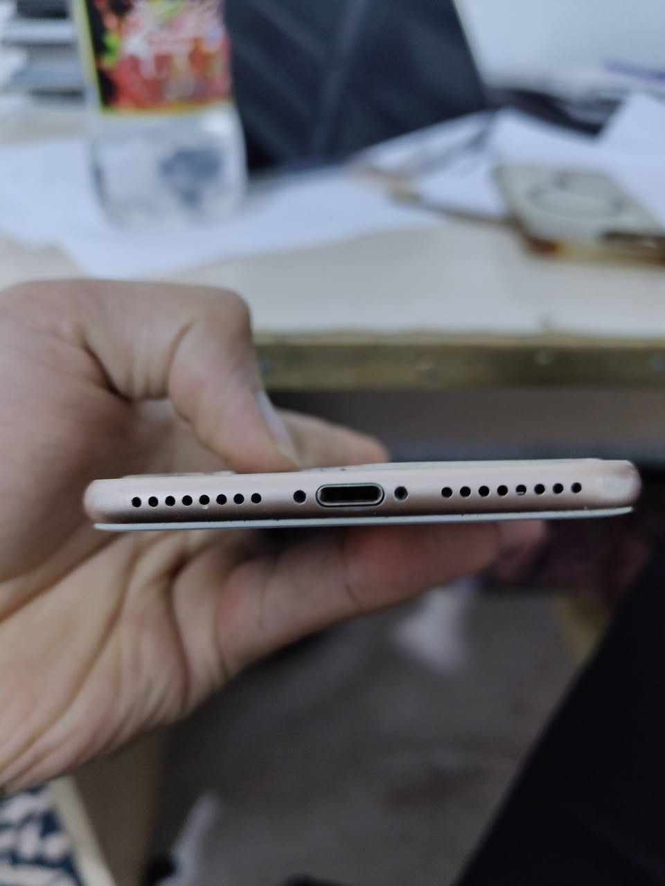 ايفون 8 بلص
مبدل شاشه نوعيه اصليه ضمان لا تعلك ولا تشمر
بطاريه مبدله 100 
ذاكره 256 
مبايل فقط بسبب تحديث وكفت كامراته الخلفيه والاماميه
بل برنامج مثل مازنجر تشتغل يعني الكامره الاصليه مال جهاز متفتح فقط بل تطبيقات الكامره الاماميه متفتح شلع
و الاقطه الفوك واكفه فقط 
الاقطعه الجوه تشتغل وطبيعية مخابرات صوت تكنيك ضمان سعر 50 قفلللللل  الي يعامل لا يراسل مكاني بغداد 
رقم ***********
