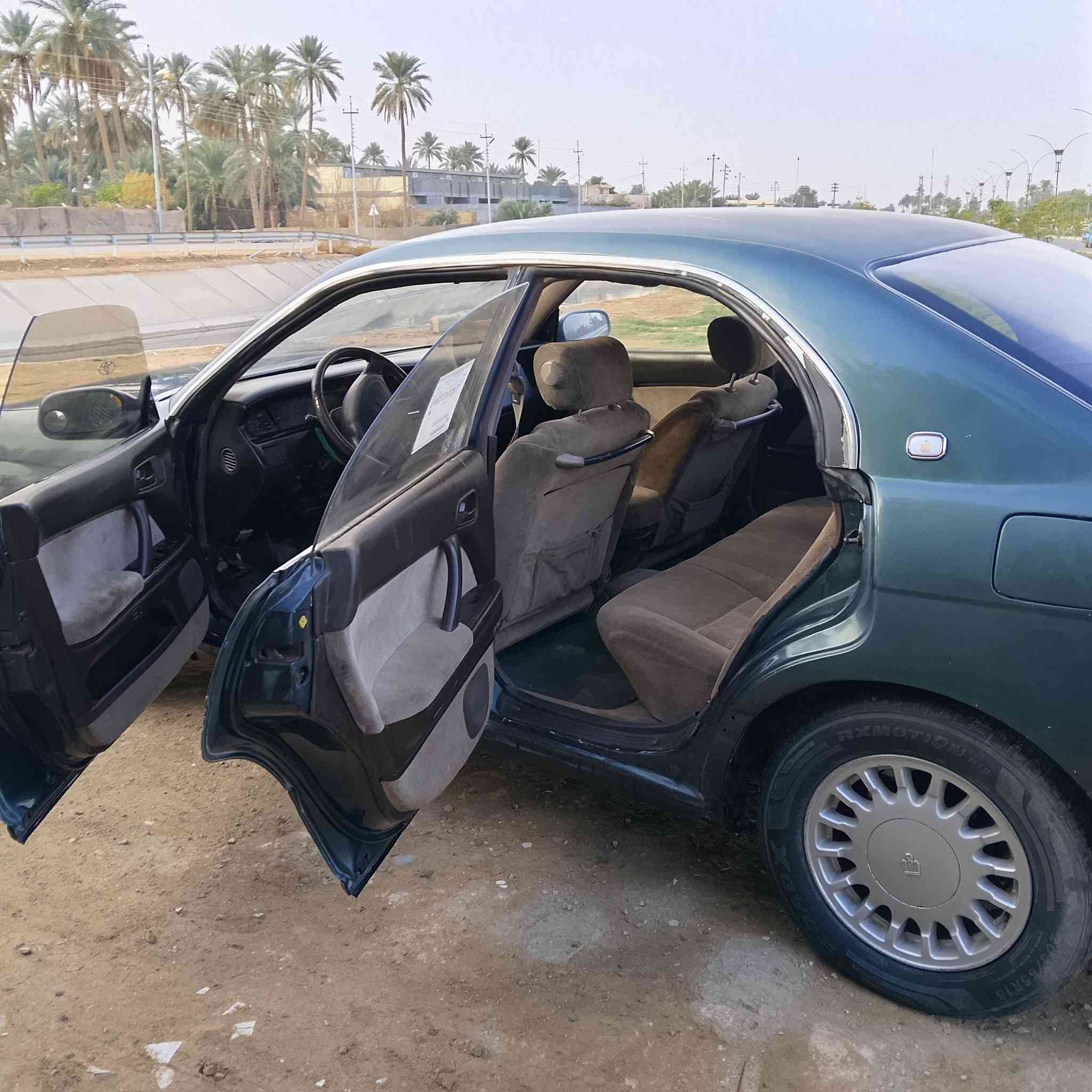 سلام عليكم
بطه موديل 92 

كامله مكمله حداديه زينه

 محرك وكير كفاله 

التبريد كمبريسر 

سياره كهرباياتها كامله اشاير لايت 

العدادات كلها شغالات

سياره ما متعوبه عند شايب 

كشرها نظيف مصبوغه خزام قماره بلاديه 

مكفوله من كص ونقل الجثه والعيب الشرعي 

تحويل مباشر اول ما تشتري 

السعر 50 وبيها مجال 

***********
