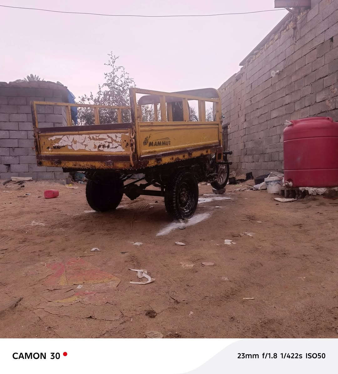 سلام عليكم ستوته البيع وراق مديل ١٧ شاصي حلو بدي حلو مكينه مجفته مكلف بنشر سعر 950 وبيه مجال المكان البصره الهارثه تصل ع رقم راعيه ***********
