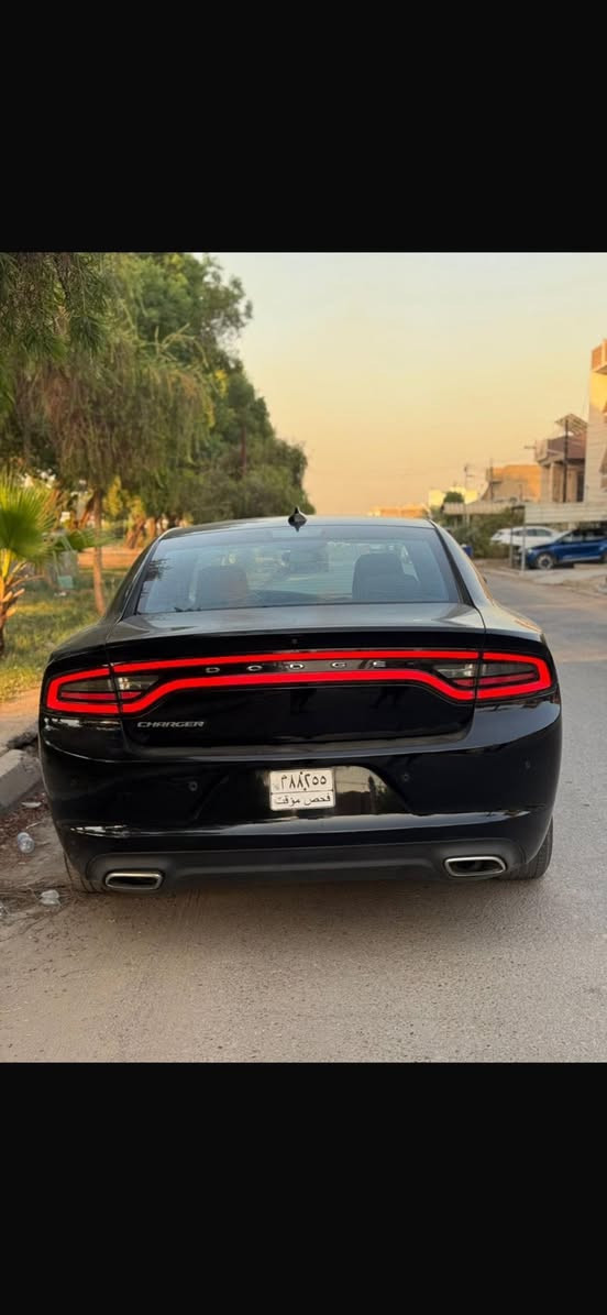 دوج جارجرsxt 2023 شاشه جبيره حساس خلفي تشغيل عن بعد وسستم صوت
تبديل قطعتين جاملغ وباب نفس اللون بدون دواخل  وايرباك جانبيه بيه وراجع سستم السياره جديدا جدا
ماشيه 36000 الف ميل بامريكا فقط مماشيه بلعراق .. 
الاتصال وتس اب 
*********** 
او الاتصال 
***********
السعر  21500 دولار وبيه مجال بسيط بدون رقم 
يعني 215 ورقه بدون رقم
