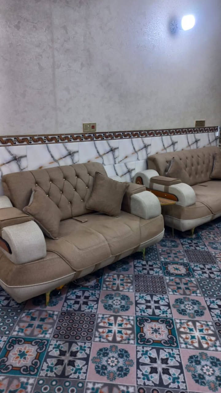 سلام عليكم تخم 10 مقاعد مع3 طبلات البيع صنع في العراقي المكان الرئاسه مال عبيدي سعر (500) 
التواصل مع هذا الرقم ***********
