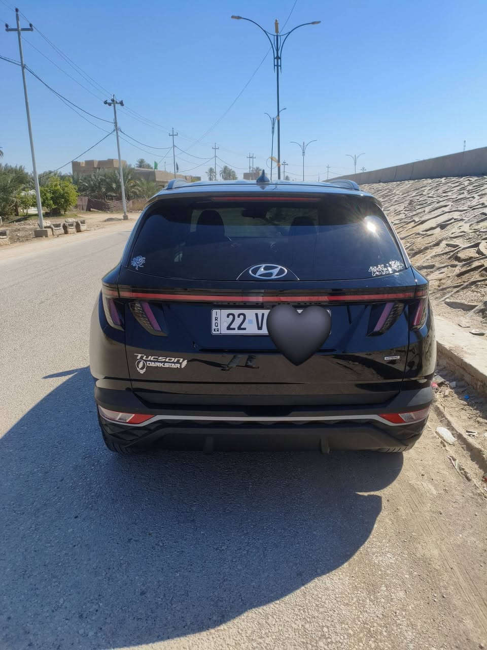 السلام عليكم توسان 2022حادث جاملغ وبنيد بدون دواخل فول عده الفتحه كشن كهرباء تبريد قطعتين تخم تاير جديد شاشه فرويل محرك كير جديد السيارة جديد بمعنه الكلمه
 السعر175وبيهامجال المكان كربلاء طويريج ***********
