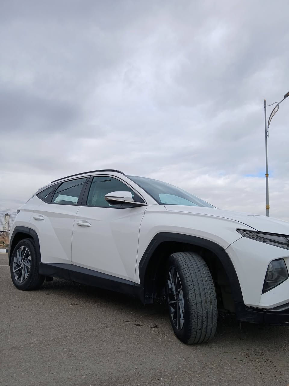 توسان 2024
خليجي 
ماشي ٥٢ الف 
رقم بغداد بسمي مكفوله كفاله عامه حتى الدعاميات 
سنوية وهزه وترقيم جديد 
سبير منازل 
فول عدا البانوراما
حساس امامي خلفي 
كامرا خلفية  
مري شفط 
كشنات كهرباء 
سايد بيريك بصمة 
اوتو هولد 
شاحن واير ليس 
بصمة تشغيل بعد 
ثلاث أنظمة قيادة ايكو نورمال سبورت 
بصمات عدد اثنين 
بعد بيها مواصفات ما ذاكرهم 
السيارة خير من الله موضحه بالصور 
السعر ٢٢٥  وبيها مجال شي قليل   
العنوان كربلاء حي المعلمين 
***********
