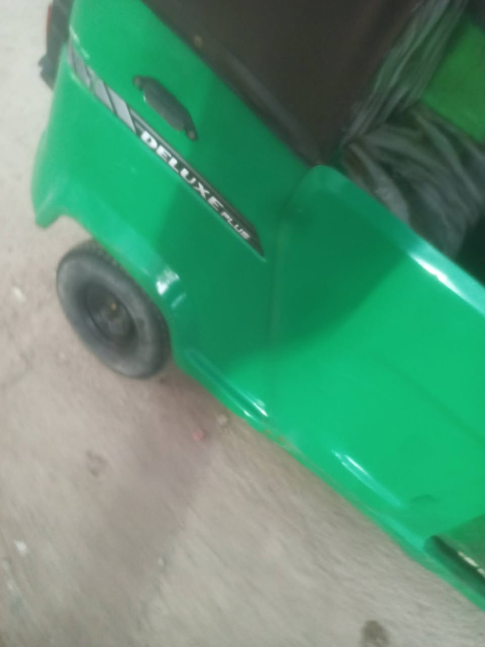 السلام عليكم تكتك موديل 21
بيها وصل استلام سنويه ورقم مخصص لها معامله كامله

محرك اكسن مكفولات من تبخير وتنقيص والكشر شوف عينك صور كامله واضحه كهربيات كلها شغاله سبير تواير نضيفات السعر 4700 وبيها مجال للطيبين مكاني بغداد سبع قصور مو شراي لا تكسر بسعرها وبس تعامل فدوا


**إذا كنت صاحب هذا الإعلان وتريد حذفه لأي سبب، رجاءا أرسل رسالة إلى الدعم الفني**