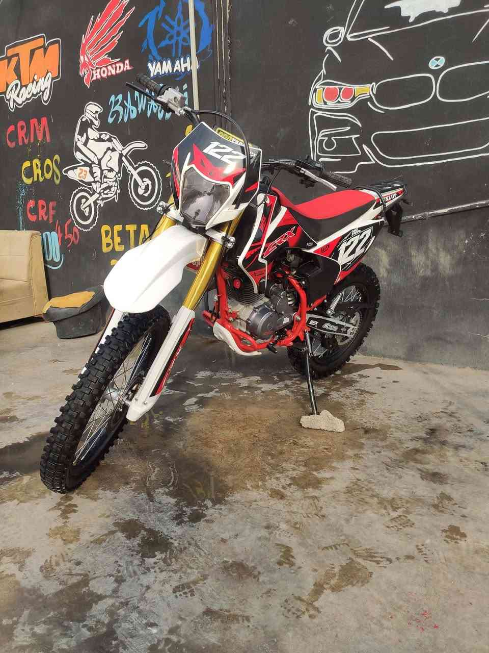 ئەم گوڵەبۆفرۆشتن هەر سفرە نەڕۆشتوە بەشەرتی هەمو گیانی مەکینە 250لەسەیسایەقە***********نرخیشی ۹٥۰هەزار
