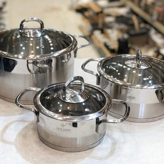 اللهم صل على محمد وال محمد 
#جديدنا_في_
#مجمع _ الرحمه 
#تم التكرار
سيت جدر لايف سمايل الاصلي  
قياس 16.20.24 سم
قياس 20.24.28سم 
قياس 32.28.24 سم 
ستيل 18/10
🍲للطبخ
التوصيل فقط الاحياء القريبه  
 💗العنوان 📋 كربلاء/ سيف سعد شارع السوق الرئيسي مقابيل ماكولات ابوغيث اواولاد خصاف
☎️ للحجز يُرجى إرسال العنوان ورقم الموبايل على  الخاص او الاتصال بالرقم ***********   متوفر( فايبر - وتساب)
