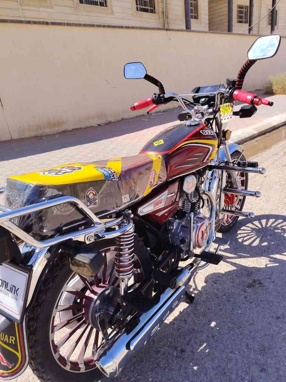 سولنك 24 محرك 200 ضاغطه وزنجيل
بعده عله وضع الشركه برغي ماملعب بي 
ماشي 9000 الاف 
فول كماليات 
يرهم بيع ويرهم مراوس
السعر قفل 800 بدون عمله اي استفسار هاذا رقمي  ***********

