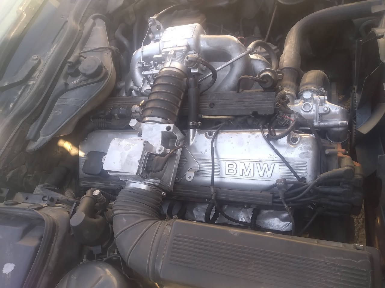 السلام عليكم بي ام دبليو بدي قديم محرك  ٦ سلندر فتحة كير اوتو دبل ايرباك دبل جكمجة رقم انبار الجديد باسمي تحويل بغداد ومكانها بغداد الكرخ باسمي سيارة حلوة وخير من الله كير ممتاز ومكينة بيها خربطة خفيفة تبريد واقتصادية بيها جراد قمارة وصندوق وبنيد تجي تكلب وتشوف وبخدمتك تشرفوني باي وقت بيع ٣٥ ورقة أو مراوس بخصوصي حسب القناعة جميع التفاصيل مذكورة وسعرها كلش مناسب ورخيص للتواصل عبر الخاص


**إذا كنت صاحب هذا الإعلان وتريد حذفه لأي سبب، رجاءا أرسل رسالة إلى الدعم الفني**