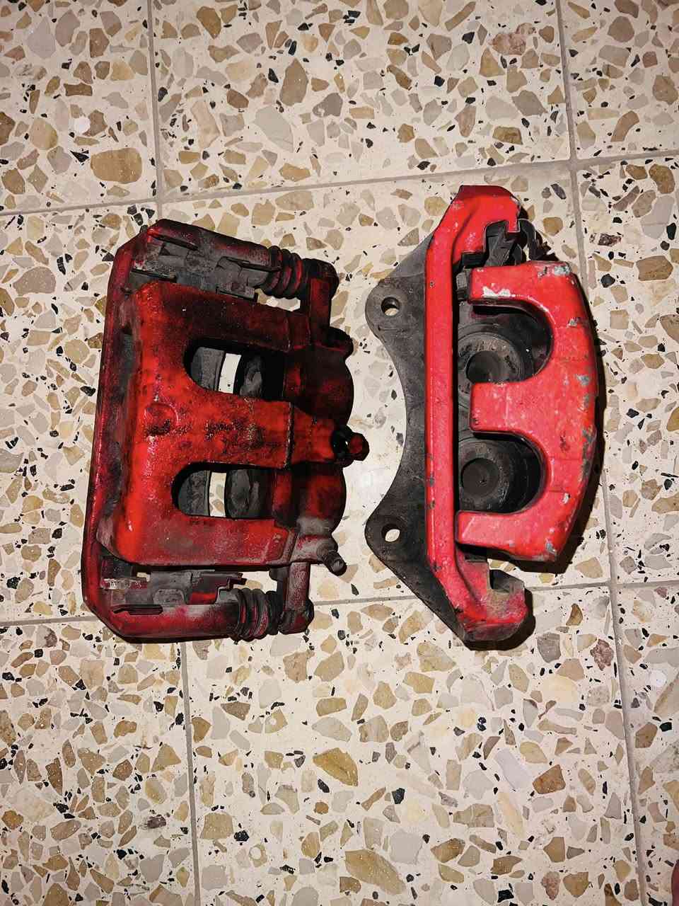 سلام عليكم شباب ادوات فورد تورس 2010_2011_2012  مكاني ديالى
للتواصل على الرقم ***********
