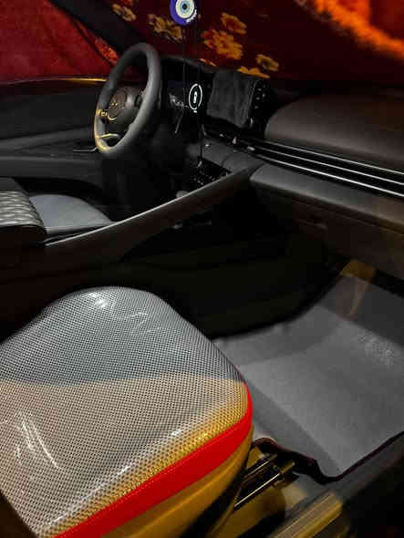 السلام عليكم
الانترا ٢٢
فول عدا الفتحة
محرك ٢٠٠٠ دوش
كير AT
مواصفات
تشغيل بصمه 
تشغيل عن بعد 
نظام ترحيب عند الاقتراب 
بصمه ابواب
صندوق ذكي 
شاشة كبيره نظام كار بلاي 
شاشة اعطال 
تحكم ستيرن 
شاحن لاسلكي 
رادار جانبي
توقف ذاتي
تحديد مسار 
اوتو هولد
نظامين قيادة نورمال وسبورت
كشنات هيتر
تخم تاير جديدة 
صدر أمامي خلفي جديدة 
تبريد كهربائيات كله ممتاز 
ما بيها حادث البنيد سرقة و مبدل والجاملغ مفتوح فقط 
السيارة مكفولة من الضربة والصبغ
صور الحادث بالمنشور 
رقم أربيل
***********
