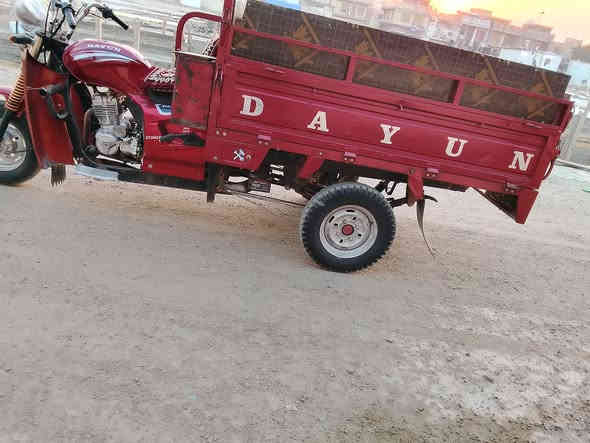 سلام عليكم شباب ستوته البيع موديل 2019وراق صوليه العنوان بغداد حي النصر السعر مليون وثلث  ميه ***********
