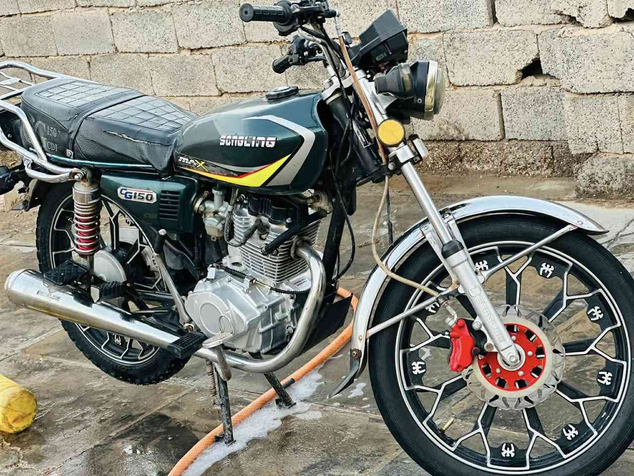 السلام عليكم دراجه سولنك 5كير موديل 25مكفوله اوراق بغداد مستعجل شراي اتصل ***********مكان واسط نعمانيه
