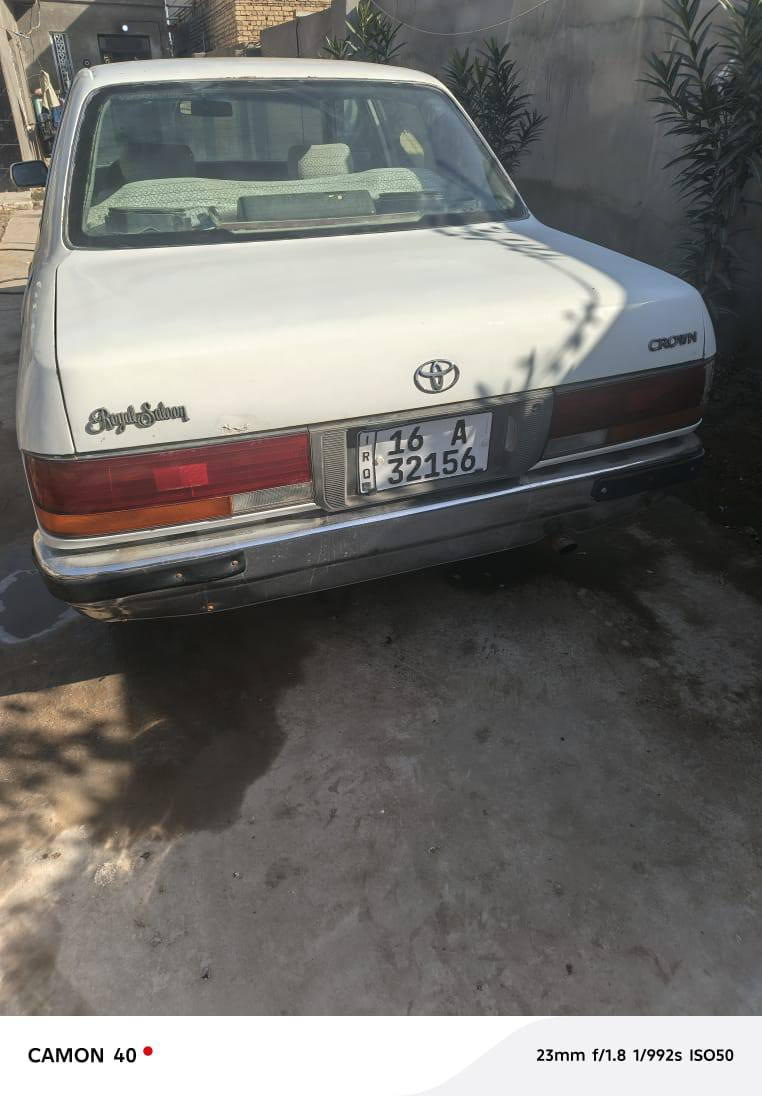 كراون ديلوكس. موديل 92
مكفول من كص أو نقل جثه. وجميع الاصوليات بسمي. 
مكينه بحاله جيد. 
دشبول جديد. جعمقه مال باجيرو جديده حداديه كامله امامي خلفي جديده رقم دولي قادسيه 
سعره. 75 مكانه ديوانيه. 

***********
