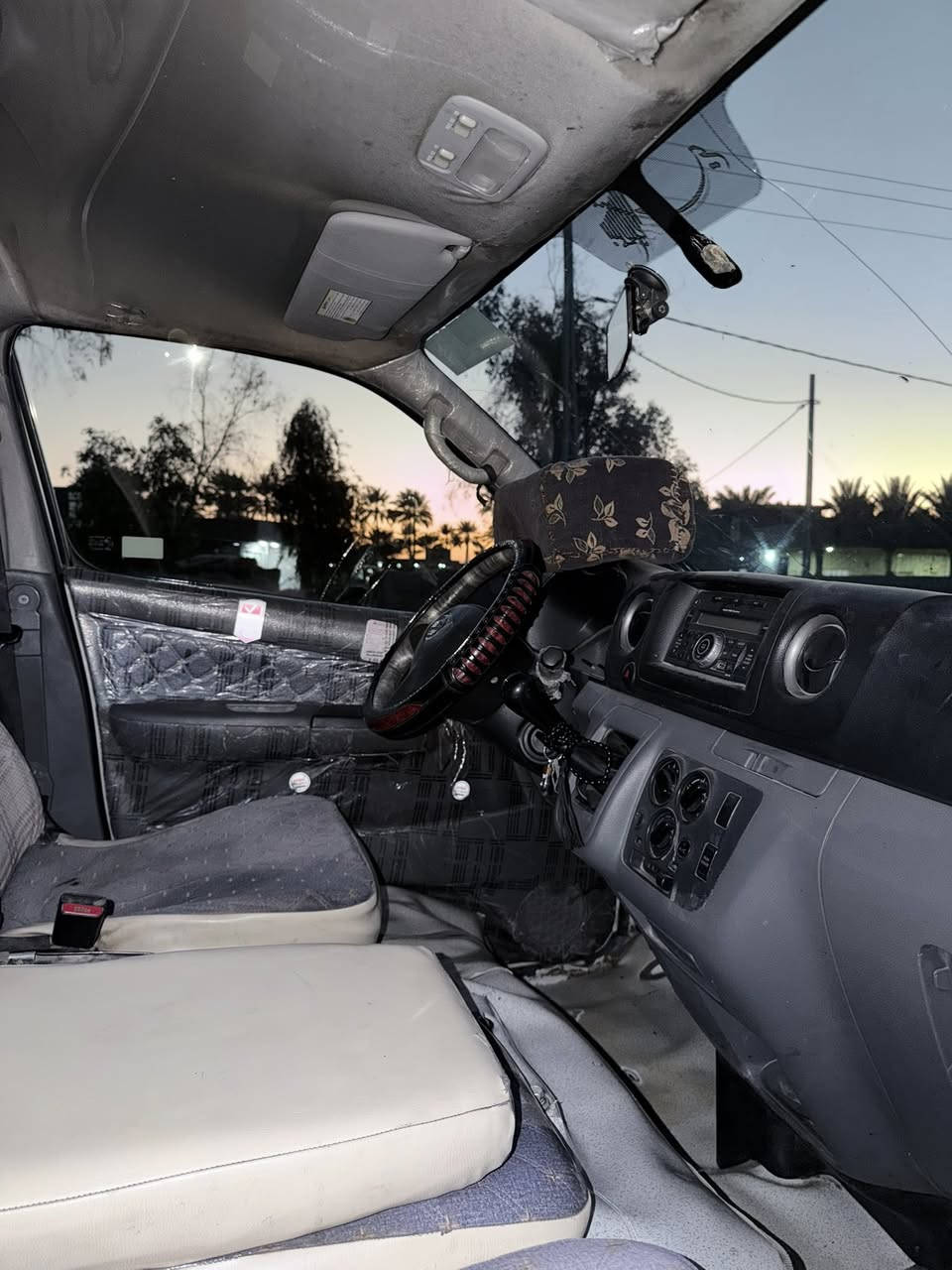 نيسان يورفان للبيع 2016
بيه صبغ ورا باب السلايت امشر بالصوره
وبيه بالجنطه طخه بس معدله ما مصبوغه والباقي كدام عينك كلشي موضح بالصور
مكينه بيه تنقص 
كير مكفول عينه وصينيه وفلاوين متحرك جدد اصليه 
اكسن حداديه كله جديد تايرات تخم جديد تبريد محور ثلج دوشمه و تلبيسات جدد 
رقم بغداد 
لسعر 205 وبيه مجال 
لمكان بابل مشروع المسيب 
***********
ملاحضه تحويل مباشر مابيع ذا مو عقد مروري
