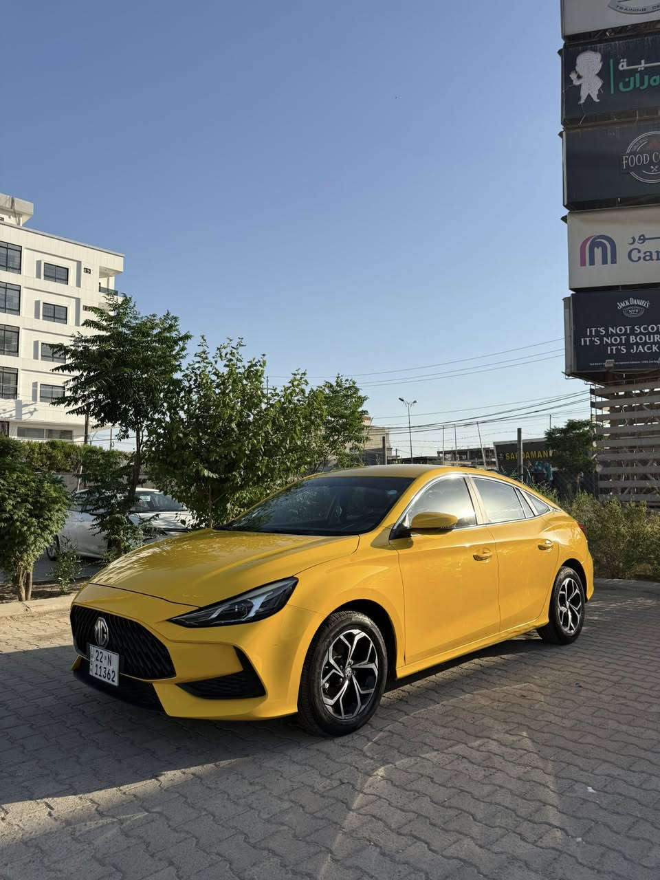 السلام عليكم
MG GT 2023 خليجي
لون مميز اصفر 💛
محرك 1500 (بدون توربو) المرغوب ✅
السيارة بدون صبغ فقط طخة بالدوسة ما متعدلة
مواصفات MG المعروفة مثبت سرعة مودات سبورت و ايكو ونورمال وكامره خلفية و حساسات لايتات زنون بلادي وباقي المواصفات...
رقم اربيل
مكان السيارة اربيل - ماموستايان زانكو
السيارة نظيفة وناصبة
السيارة بأسمي شرط التحويل
السعر 112 مجال بسيط
***********
