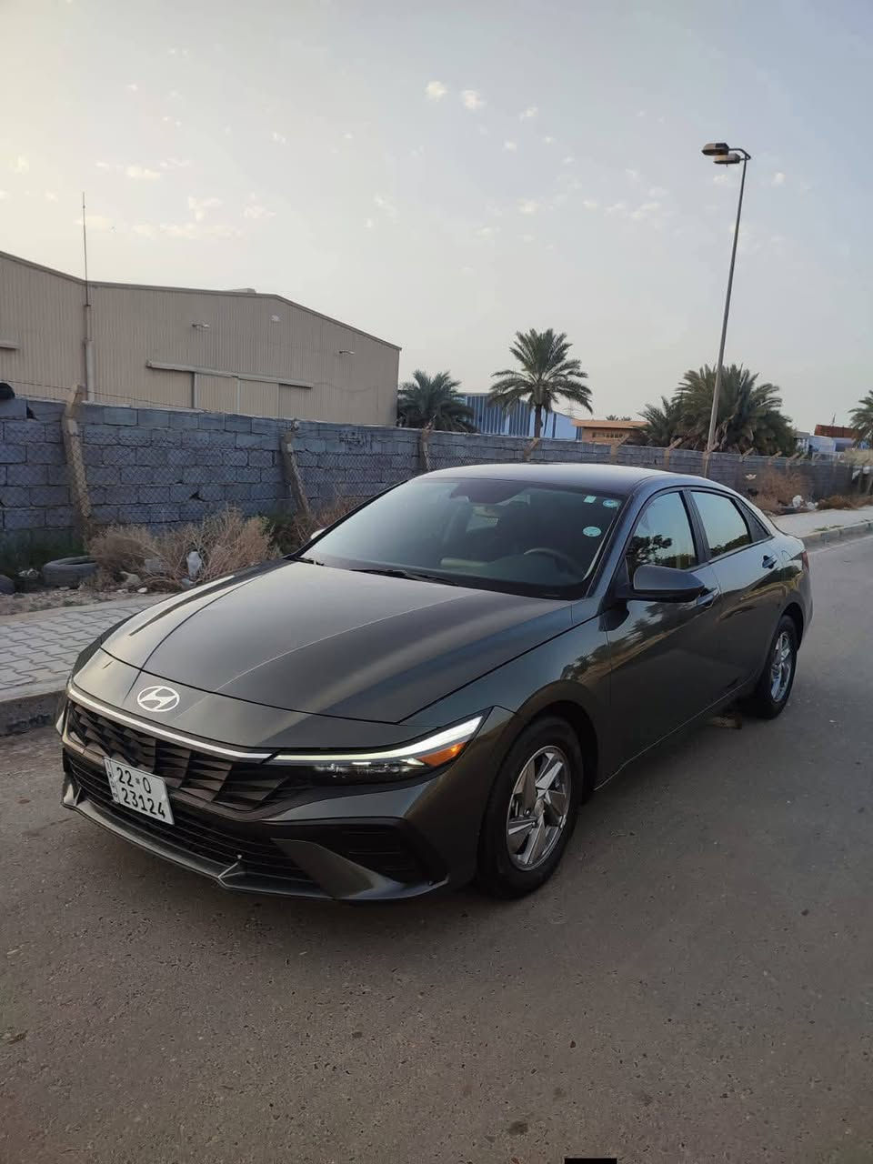 السلام عليكم
هونداي النترا للبيع موديل 24 رقم اربيل الجديد ترقيم جديد
دخول جديد البارحه اترقمت حادث السياره  صبغ باب وجاملغ خلفي وحافه البنيد فقط  بدون دواخل بدون ارباك 
المواصفات 
شاشه الكتروني 
لد نهاري + لايت زنون 
فول تحكم استيرن
ثلاث انظمه قياده
رادار امامي 
ويل كب توقف ذاتي عنده الاقتراب 
محرك 2000 دوش بانزين فقط
وباقي المواصفات المعروفه 
مكان السياره بغداد 
الهاتف ***********/***********
