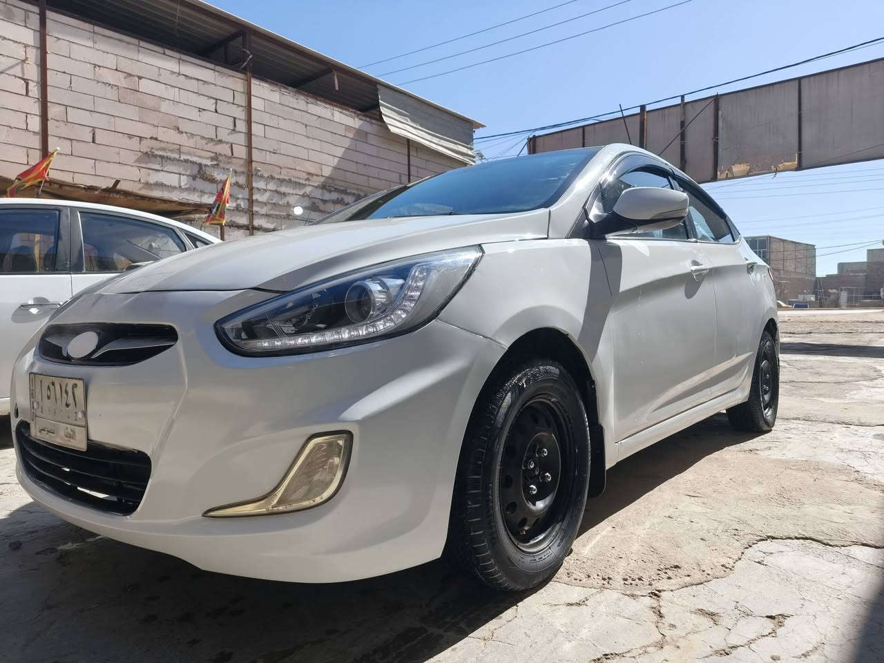 سلام عليكم للبيع اكسنت موديل 2013خليجي محرك 1600رقم نجف سياره جاهزه مكينه كير حداديه تبريد تخم تاير جديد
مابيه مصرف سياره بيه مكانات صبغ ابيع عام مابيه داخل تكم  شواصي حوض مكفوله بيه طخه بل جاملغ الأمامي مكان السياره نجف حي الميلاد للتواصل *********** السعر 75وبيه مجال للشراي
