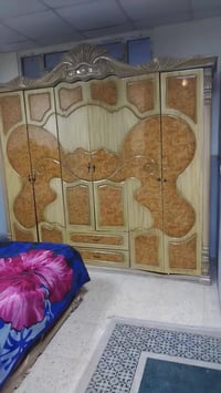 غرفة نوم مستعملة للبيع السعر النهائي 300 الف وتساب 07706260909