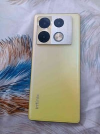 انفنكس نوت40 بي فطر باشاشه جهاز نظيف السعر ١٦٥ وبي مجال  مكاني بغداد ا...