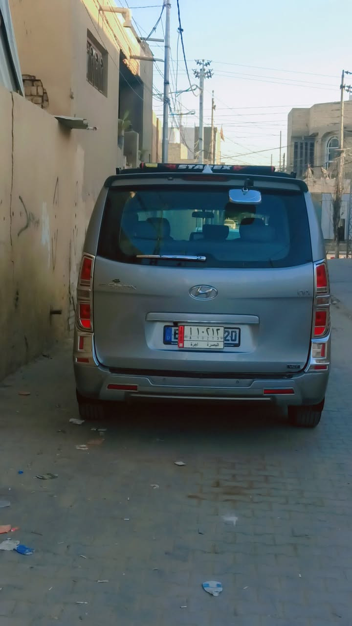 سلام عليكم ورحمه الله وبركاته اخوان استاركس للبيع 2011مسكر مكينه 7 كير عادي كفاله ما عده الجنه امبدله ورصعتين فقط سياره جديده مكاني نجف مصفره هيئه مرور رقمي *********** السعر 170وبيه مجال
