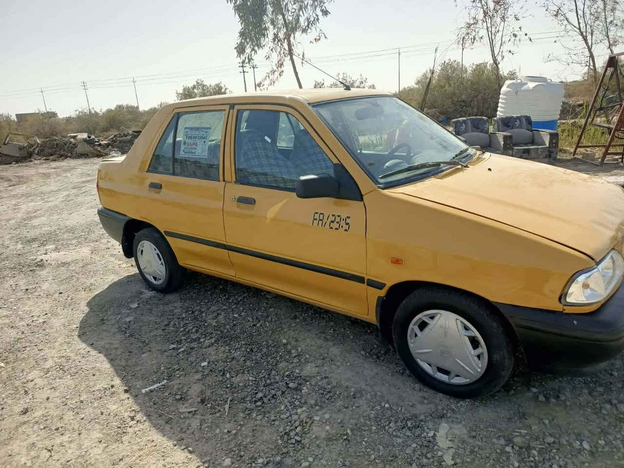 يا الله 
سايبه موديل 2015 مكينه وكير جدد خير من الله 
حداديه تخم تاير جاهزه السياره واحلى من الصور 
مصفره هيئه وغرامات سعرها 31 وبيها مجال 
***********
