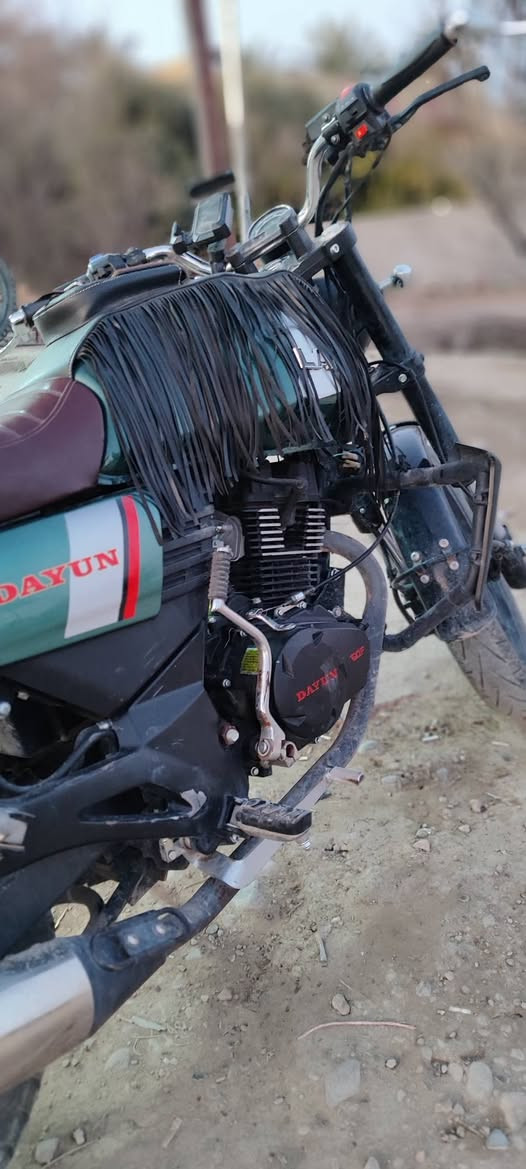 سلام عليكم  دايوان لايتي موديل 24 سكنر بصم تشغيل عن بعد مكفول من كلشي سعر وحد و نص وبيه مجال ***********
