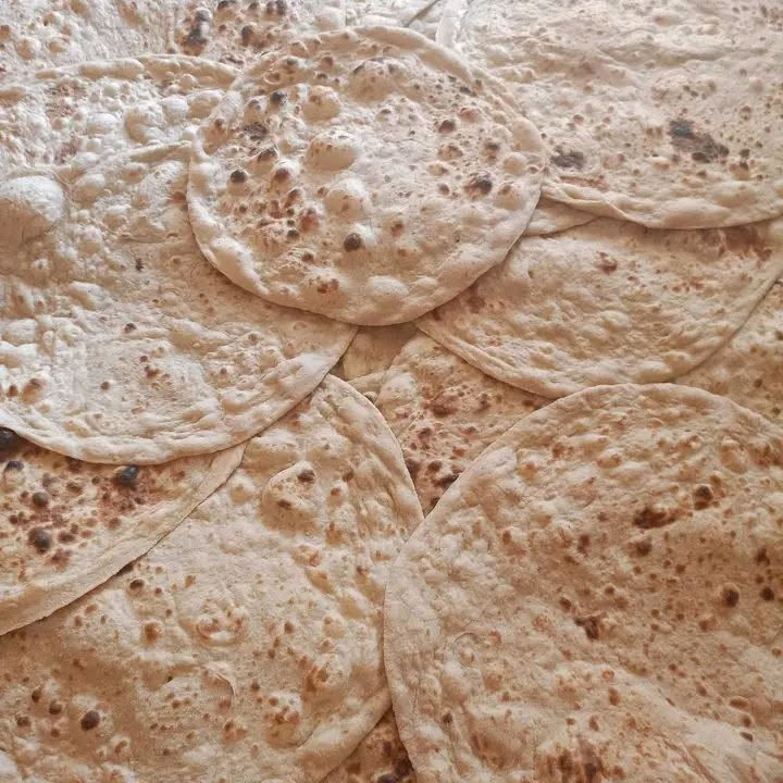 بعض الأكلات ما يميزها الطعم، يميزها الشخص اللي سواها. ❤️
متابعة للحساب 
النضافة والطعم يفوزون يمها  
جمال الصور يحجي 
والي من طرفي الهم عروضات


**إذا كنت صاحب هذا الإعلان وتريد حذفه لأي سبب، رجاءا أرسل رسالة إلى الدعم الفني**