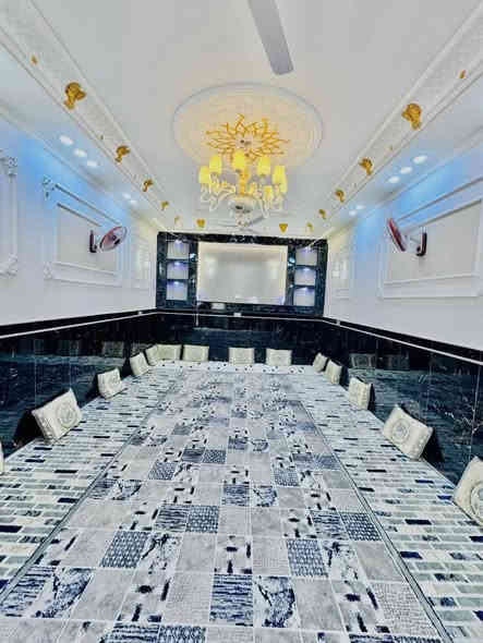 بيت 🏡 للبيع ( مساحته ٢٠٠ متر طابقين ) مكانه نجف مجمع بيتي مقابيل مجمع لكرار   شغل لبيت كله درجه اولئ —-  #لكهرباء   صب كون كوريت طابوك جمهوري  ✅يحتوي لبيت عله سته ٦ غرف نوم 🛌 يحتوي لطابق( لول ثنين ٢ غرف نوم 🛌 وصاله ومطبخ وصحيات وصحيات عدد ٣ وكشوفه وستقبال 🤩يحتوي لطابق لثاني اربعه ٤ غرف نوم 🛌 وصاله وصحيات عدد ٢ ومنور خارجي خريطة كلش حلوه 🤩✅( لسعر 260 وبي مجال لشراي) استفسار نتصال ***********
