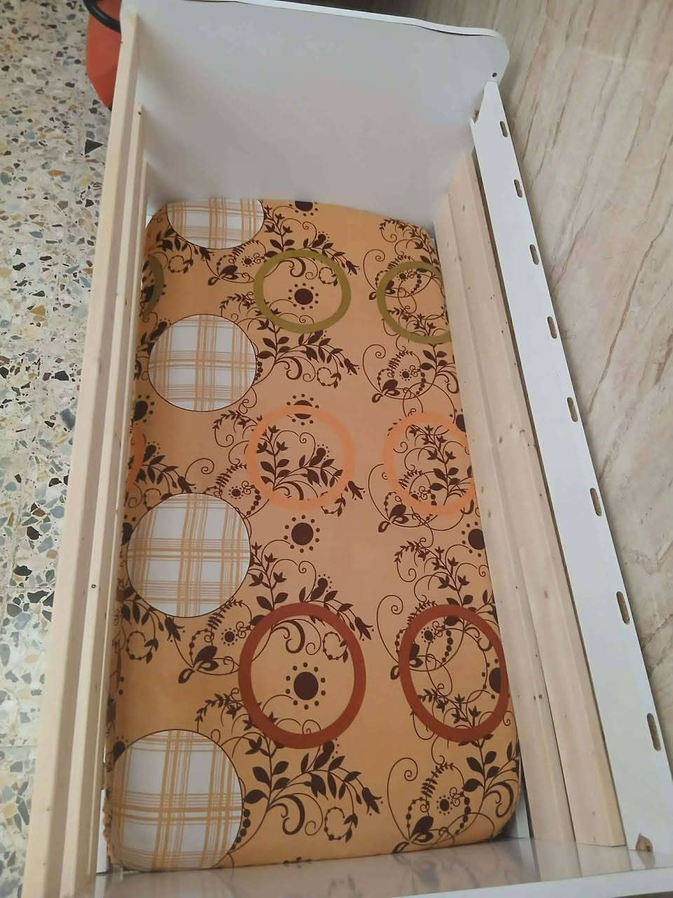 الزوليه الجوزيه ب 15 والكابرت الابيض والوردي ب 20 والكاروك ب 25 من عدا الفراش وبيهن مجال كلهن


**إذا كنت صاحب هذا الإعلان وتريد حذفه لأي سبب، رجاءا أرسل رسالة إلى الدعم الفني**