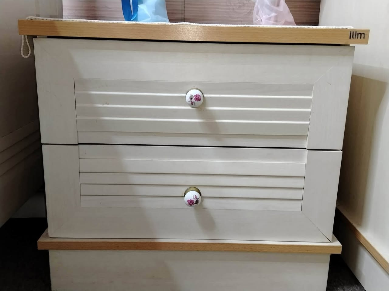 تاقم نوستنی گەنجان بۆ فرۆشتن لە Decor Home کڕاوە 11 وەرەقەی پێدراوە نرخی ئێستا 320 هەزار و معامەلە
سلێمانی
تاقم نوستنی گەنجان بۆ فرۆشتن لە Decor Home کڕاوە 11 وەرەقەی پێدراوە نرخی ئێستا 320 هەزار و معامەلە


**إذا كنت صاحب هذا الإعلان وتريد حذفه لأي سبب، رجاءا أرسل رسالة إلى الدعم الفني**