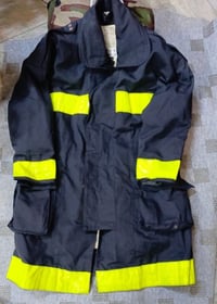 قبوط دفاع مدني • مستعمل نضيف • قياس L