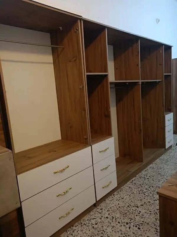 غرفة تركي 🇹🇷 مستخدام 
8 قطع  ✨✨
نضافه 90 💯
نضام ابواب 💖
السعر750   🔐 💖💸
مع شد🪛 ونقل 🚚  مجاني  داخل بغداد  محافظات بكروه


**إذا كنت صاحب هذا الإعلان وتريد حذفه لأي سبب، رجاءا أرسل رسالة إلى الدعم الفني**