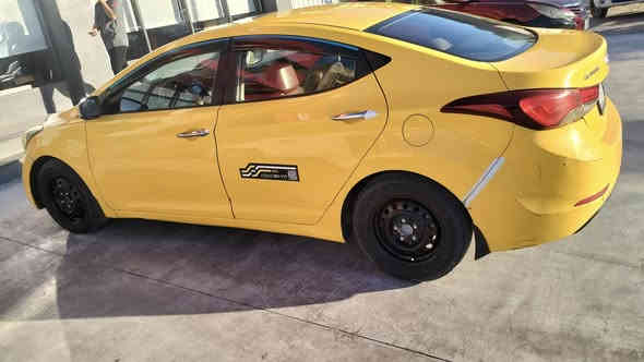 سلام وعليكم النتره 2015 خليجي مكينه 1800 سياره خير من الله كير ومكينه مكفول السياره بيها قطعتين وشبر من البنيد مصفره هيئه السعر   110$ مكان بغداد حي الجهاد 
 الستفسار  
***********
