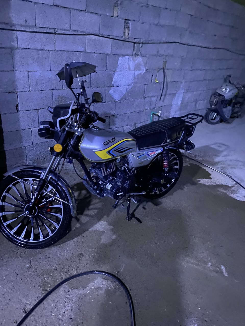 سلام عليكم دراجة يراني موديل 2025 للبيع مكاني سلمان باك متواجد مازنجر سعره 800 وبيه مجال


**إذا كنت صاحب هذا الإعلان وتريد حذفه لأي سبب، رجاءا أرسل رسالة إلى الدعم الفني**