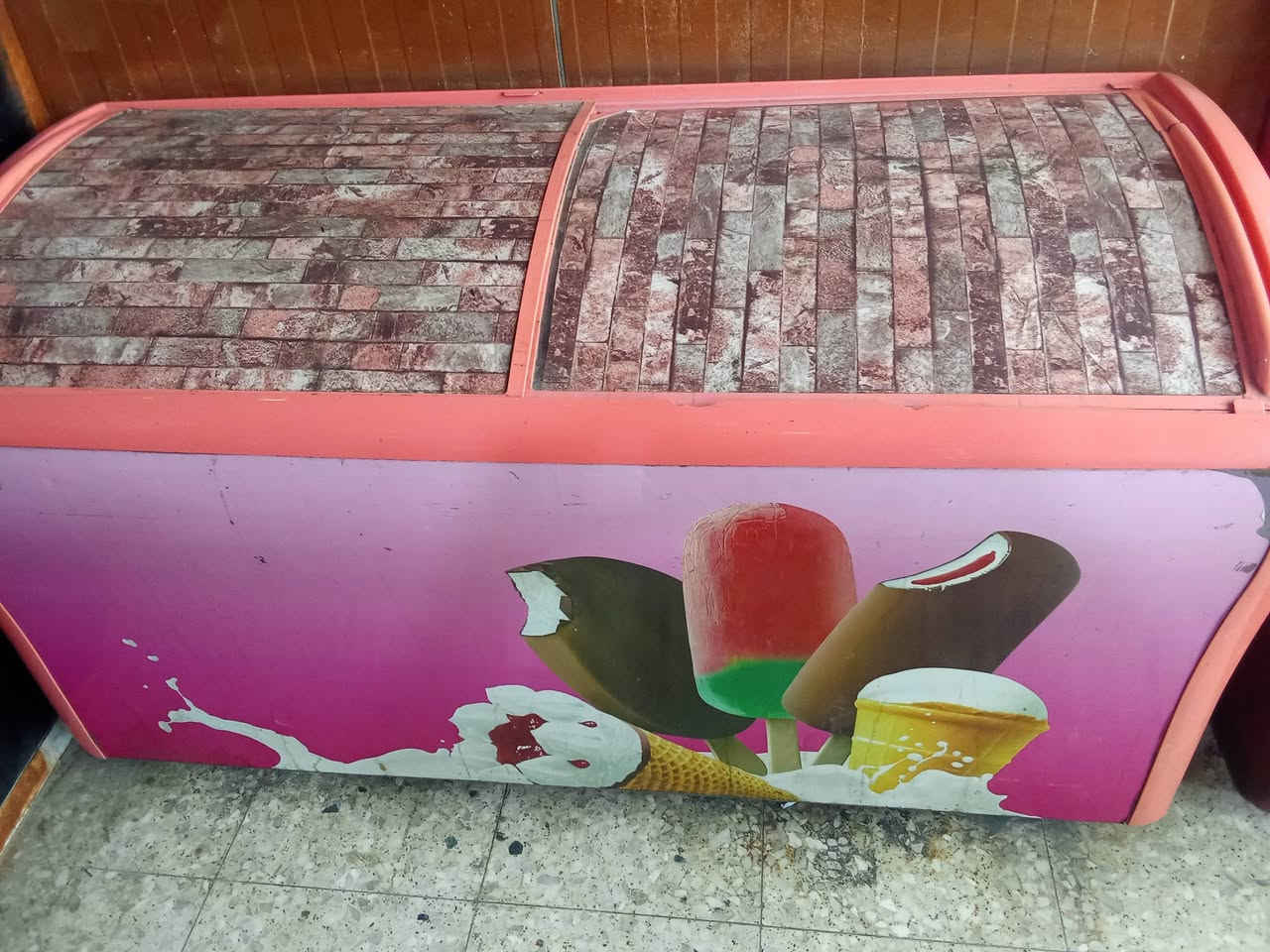 سلام عليكم براد شغال للبيع ***********
