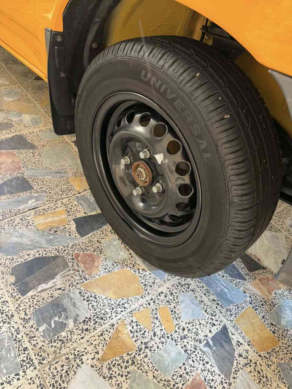 السلام عليكم 

سايبا 2025 مستخدمة 12 الف وضع زيرو 
نايلون الأرضية بعده بيها 
احلى من الصور 

مكفولة كفالة عامة على بلاد الشركة على الفحص والسونار 

السياره بعدها داخل الضمان 

أرضيات وكبات بعدهم زيرو 

منظومة غاز 

السعر 75 وبيها مجال واني خادم الكم 

بغداد البلديات 

***********
