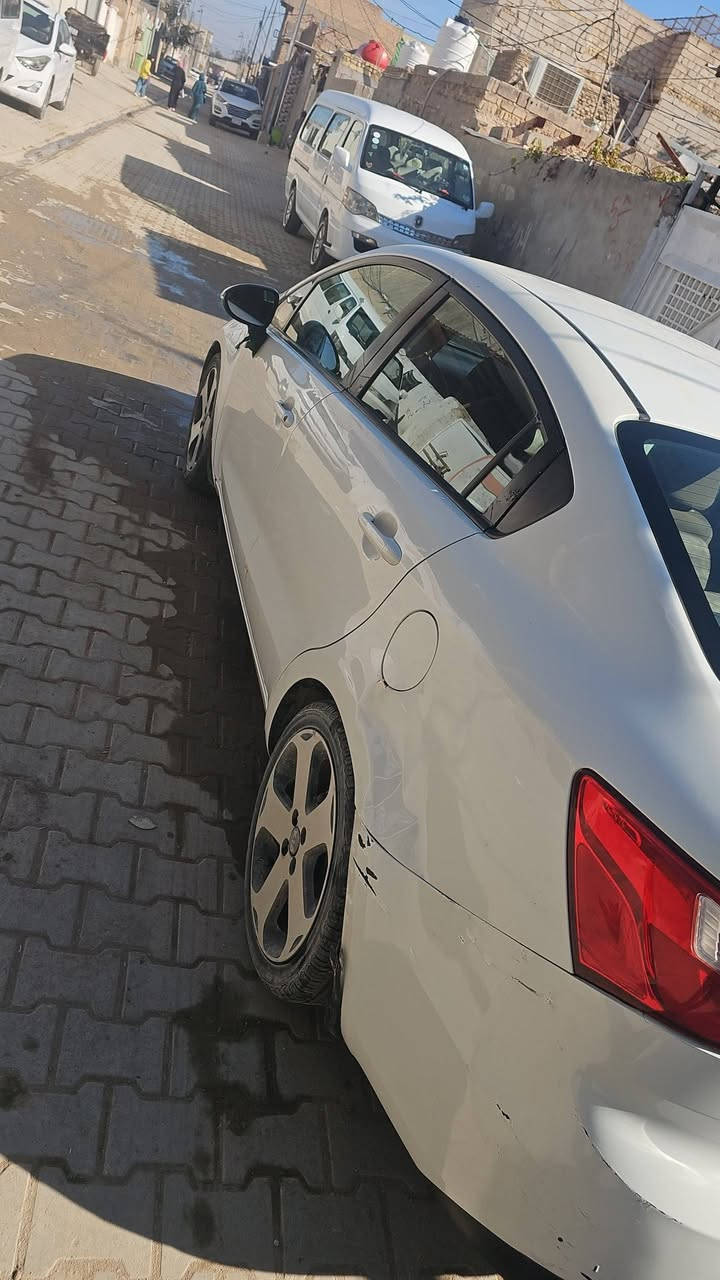 ااسلام عليكم ريو 2013 خليجي بيه 2 بيبان عكس السايق تبديل بدون دواخل  وبيه اشويه رشات النضافه شوفت عينك مكينه وكير خير من الله حدايه 60% تبريد ثلج 🥶 كهرائيات جاهزه عنوان السياره نجف السعر 75 وبيه مجال الموشراي ليتصل السوك كلشي بي رحمالله والديكم للفسار ***********
