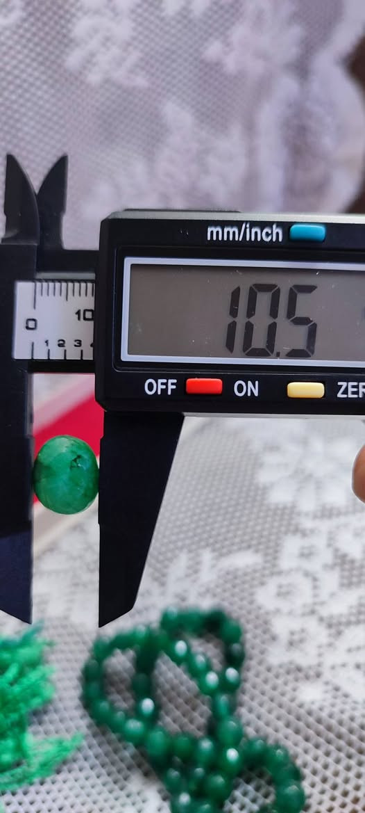 سبحه 101زمرد
وحجر زمرد 
ابعاده الطول 10.5
العرض 12.5
زمرد هندي اصلي السعر 30الف 
توصيل جميع المحافظات 3


**إذا كنت صاحب هذا الإعلان وتريد حذفه لأي سبب، رجاءا أرسل رسالة إلى الدعم الفني**