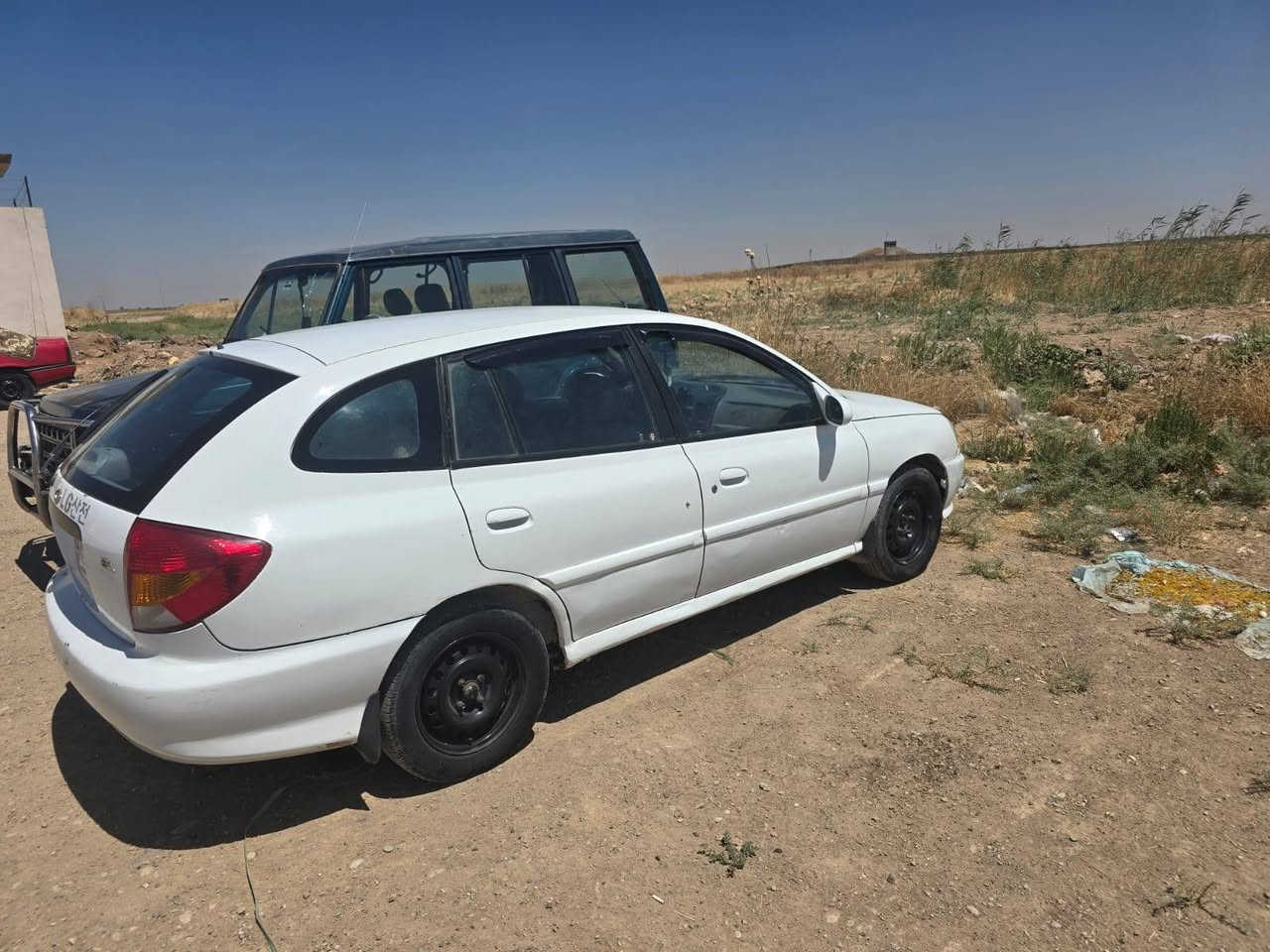 السلام عليكم كيه ريو للبيع موديل 2000 تدفئه وتبريد ثلج 🥶 سنويه مشروع وطني لل2028 سيارة بيه صبغ انطيها حزام گير محرك صدر ب شرط تايرات نص عمر  السعر 45 وبيه مجال الاستفسار  (***********)
(***********)
