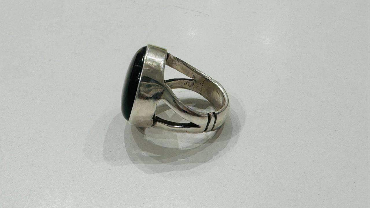 السلام  عليكم متاح (يشم) صياغه حلوه وثقيله السعر ٥٠ مكانه السماوه


**إذا كنت صاحب هذا الإعلان وتريد حذفه لأي سبب، رجاءا أرسل رسالة إلى الدعم الفني**