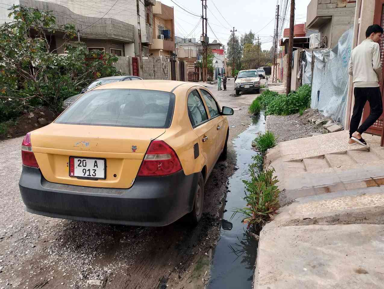 من رخصة الادمن افيو تاكسي موديل 2008باسمي رقم ديالي انكليزي كابون بنزين بيها السياره كير عادي محرك لاصرف ولا نفخ السياره يعوزه ترتيب السعر 38وبيه  مجال والتفاصيل اكثر اتصل على الرقم ***********
