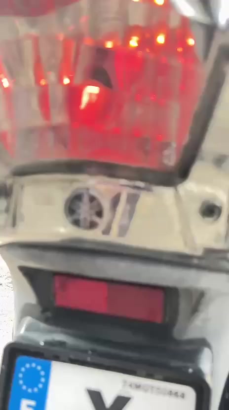 ادمن وافق ادمن وافق سلام عليكم دراجه ماكس عدله مبدل ولفات فقط مره وحده سلف تشتغل من تحمه لان سلف ضعيف هندر واحد تشتغل كهربائيات كلهن شغاله السعر 650  مكاني  بغداد الزعفرانيه قرب مركز الشباب


**إذا كنت صاحب هذا الإعلان وتريد حذفه لأي سبب، رجاءا أرسل رسالة إلى الدعم الفني**