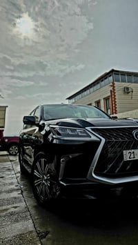 لكزز بريمي • ٢٠١٧ • ١٢٤ الف كم