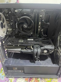 pc مع شاشة للبيع مواصفات الكيس R7 5700x Rtx 3070 chill 3 fan B450 m pr...