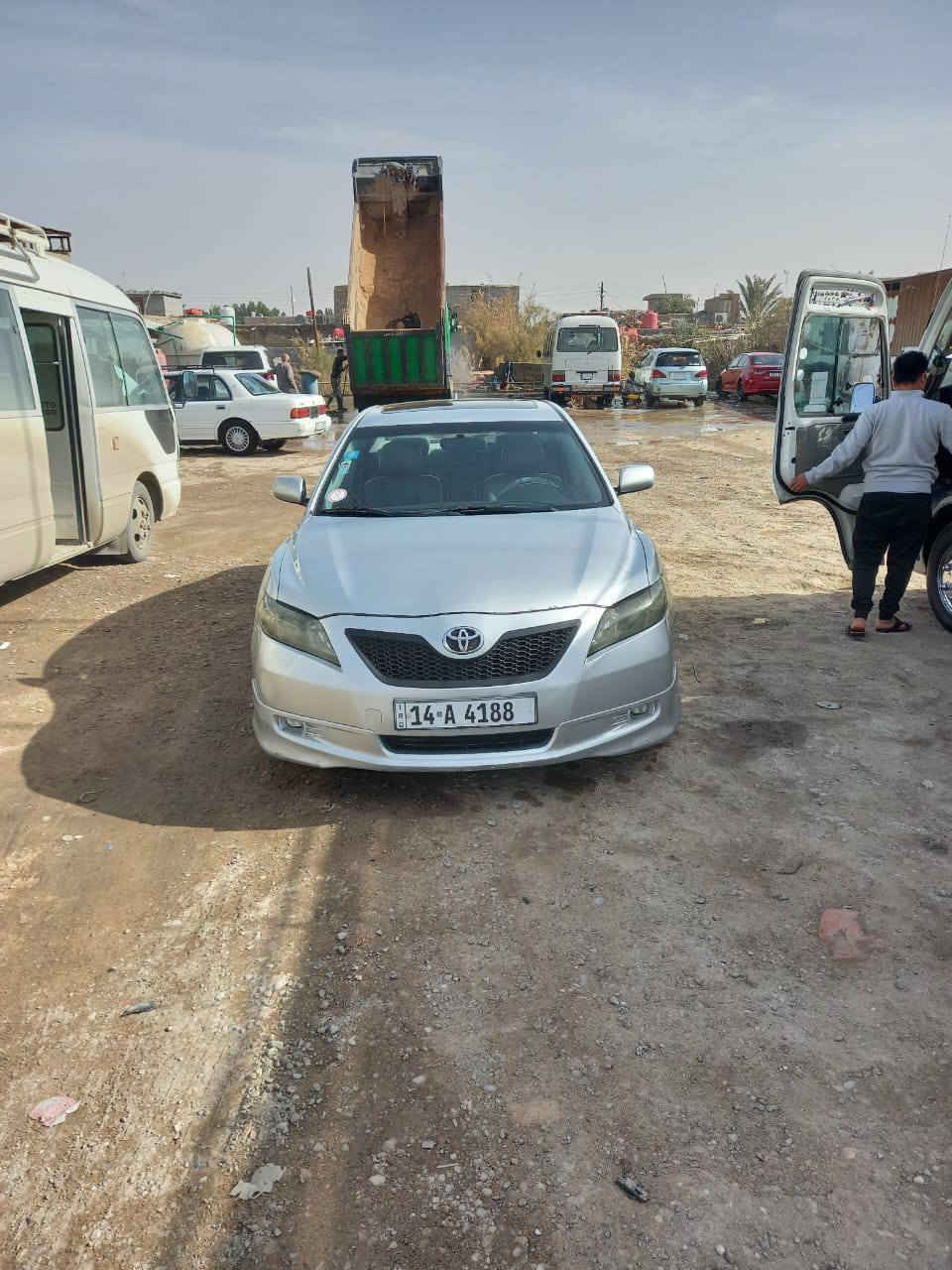 كامري 
مديل 2008
وارد خليجي 
مكينه 4سلندر ام الجف 2400
رقم انكليزي بصره 
سنويه 2028
فول موصفات 
حداديه مكينه كير كله تمام
العنوان بصره شط العرب الكوات 
السعر 110وبيه مجال
الاتصال *********** البصرة, العراق
